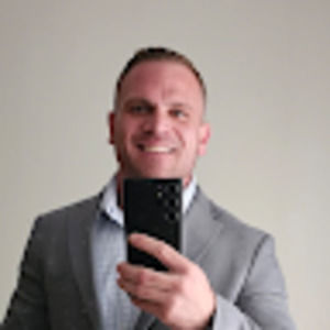 Meet your Posher, Justin